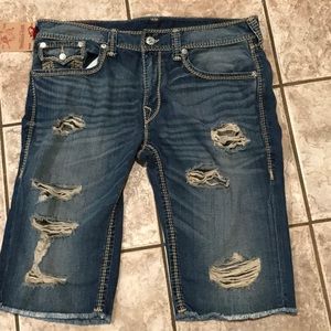 True Religion Men’s 38 new